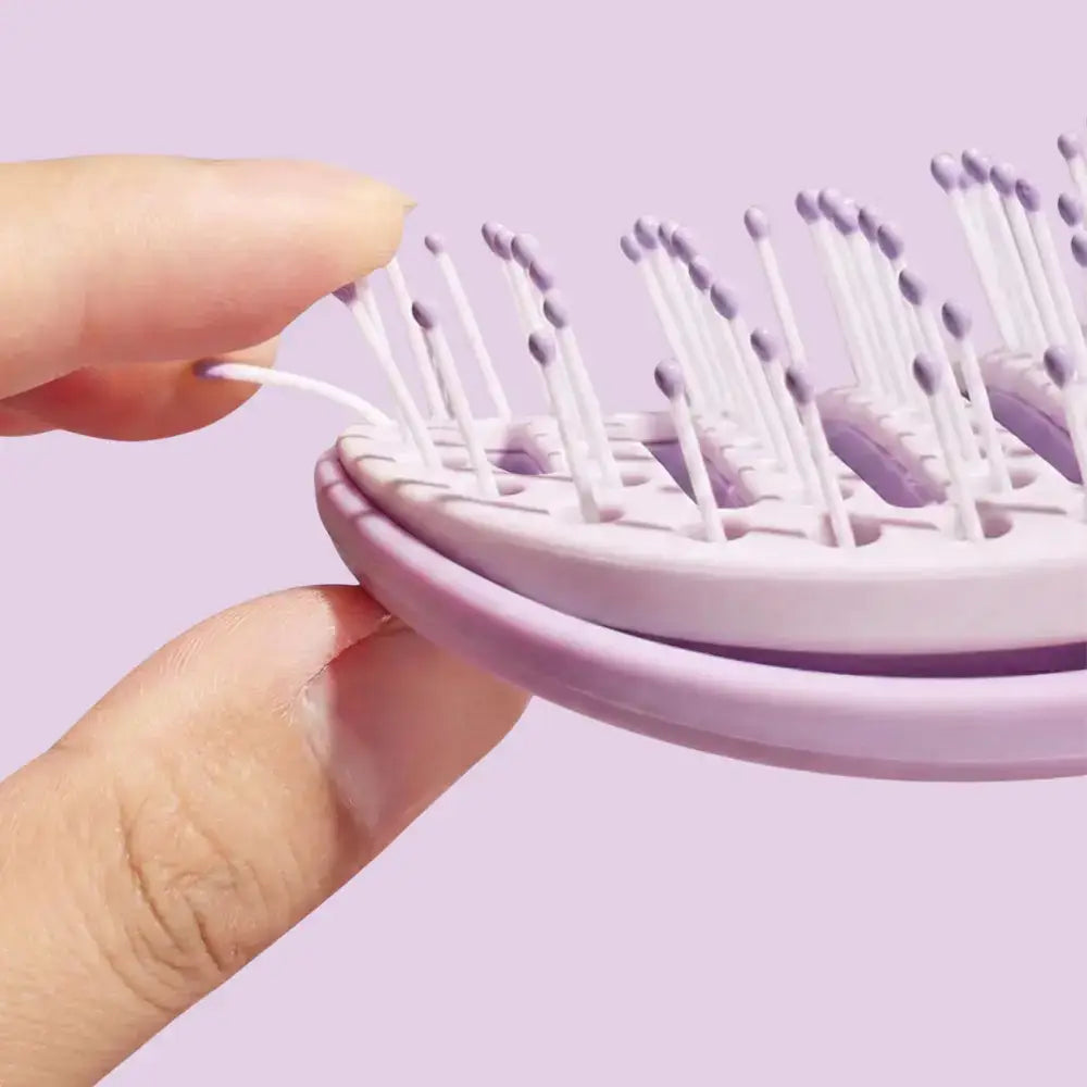 🪮✨Effortless Scalp Cleaning Brush – Remove Buildup, Oil & Loose Hair in Seconds